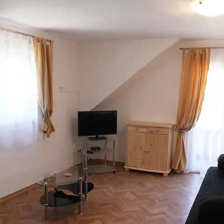 Appartementhaus Rosengarten Διαμέρισμα Döbriach